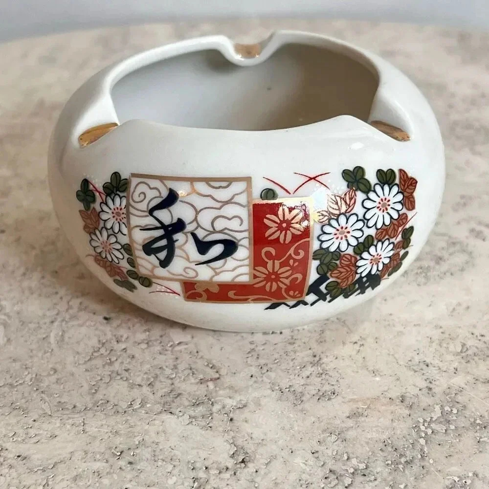 Vintage Ceramic Japanese Garden Design Hand Painted Pottery Round Ashtray